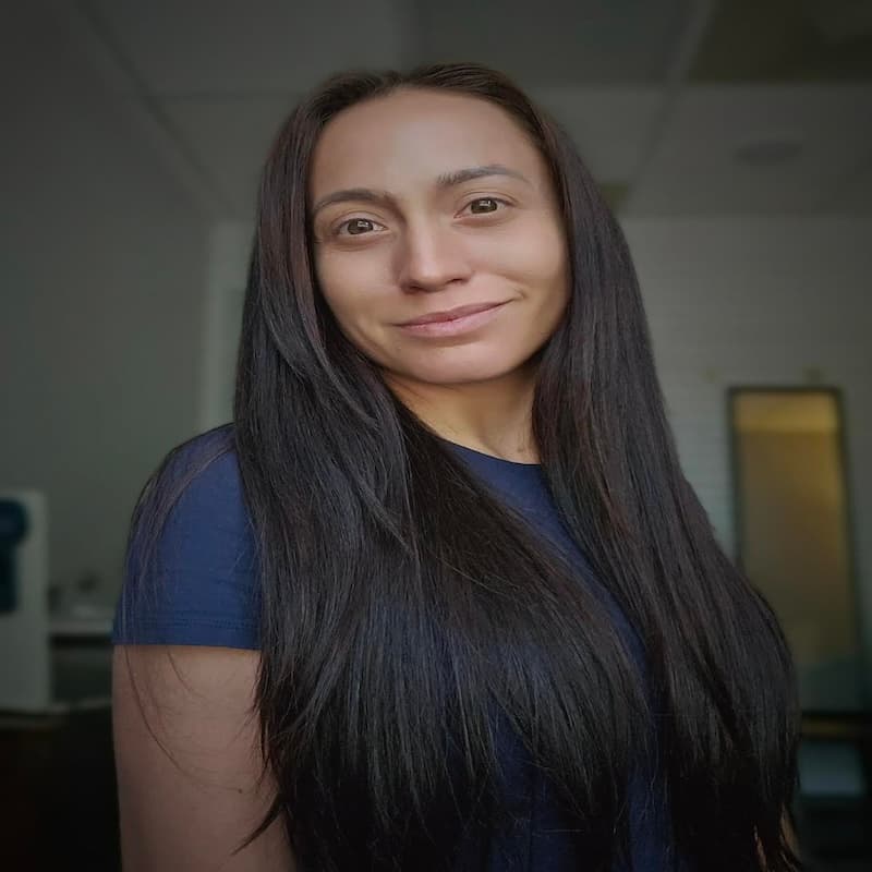 Adrianna  Pena-Van Den Bossche